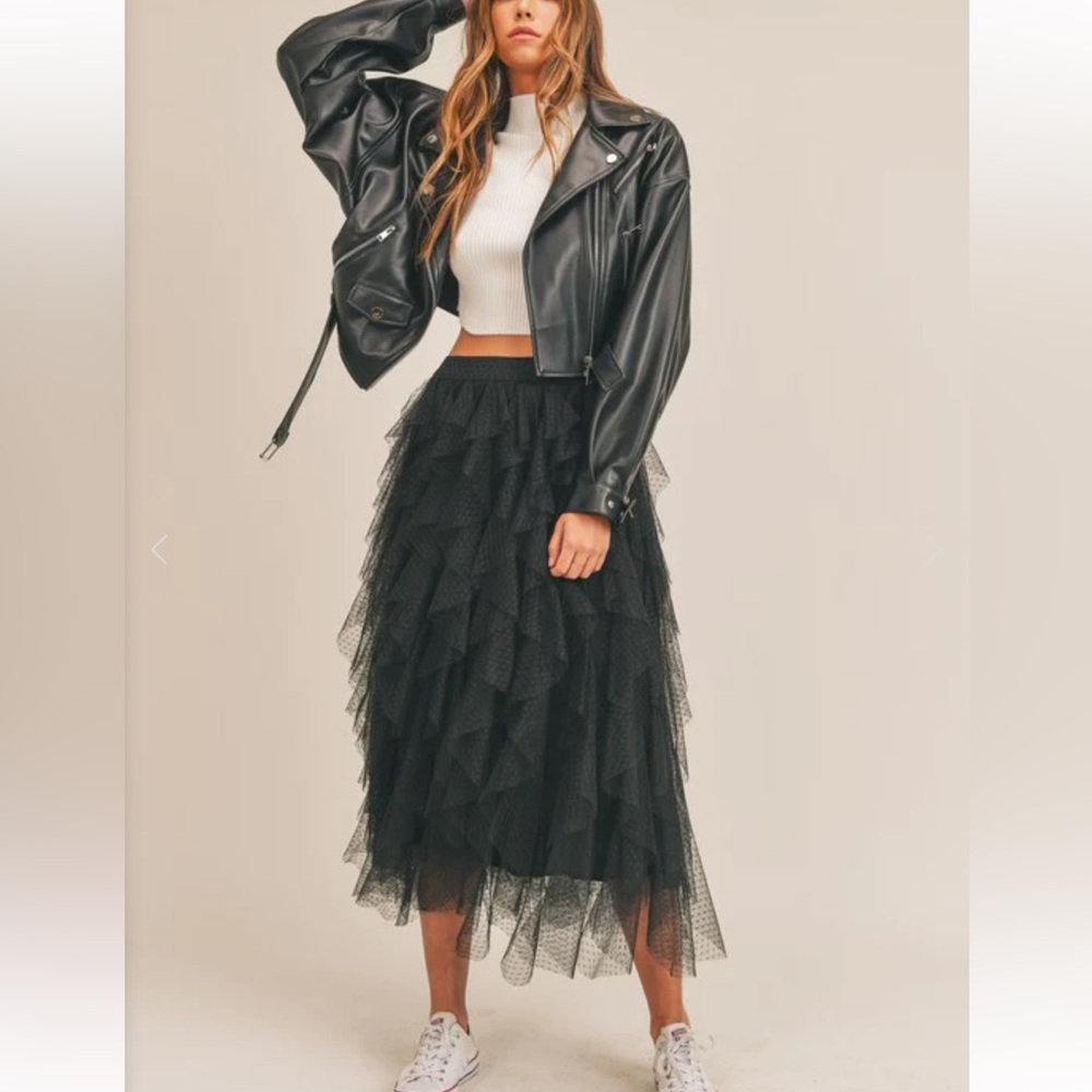 42 Carrie Black Textured Tulle Mesh Midi Skirt